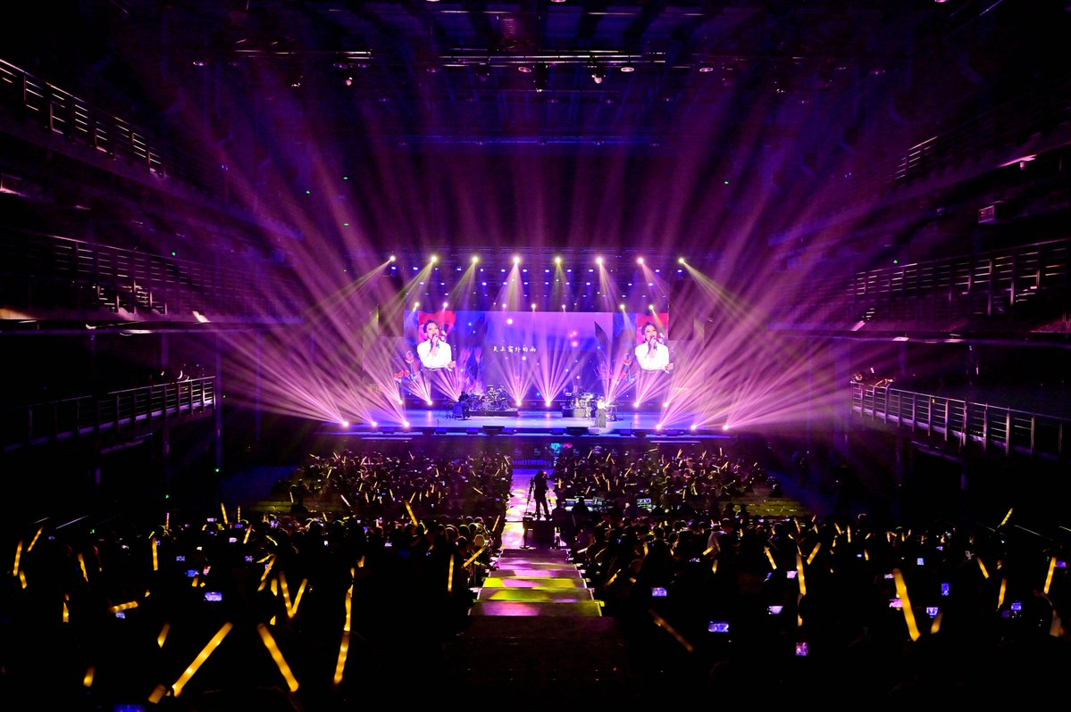 IsisConwrirq's tweet photo. Tonight’s indie concert at Sky Hall is pure magic—crowd singing every lyric under neon lights, goosebumps all around! Don’t miss next week’s show, tickets selling fast! https://t.co/VhFQE3sEq8