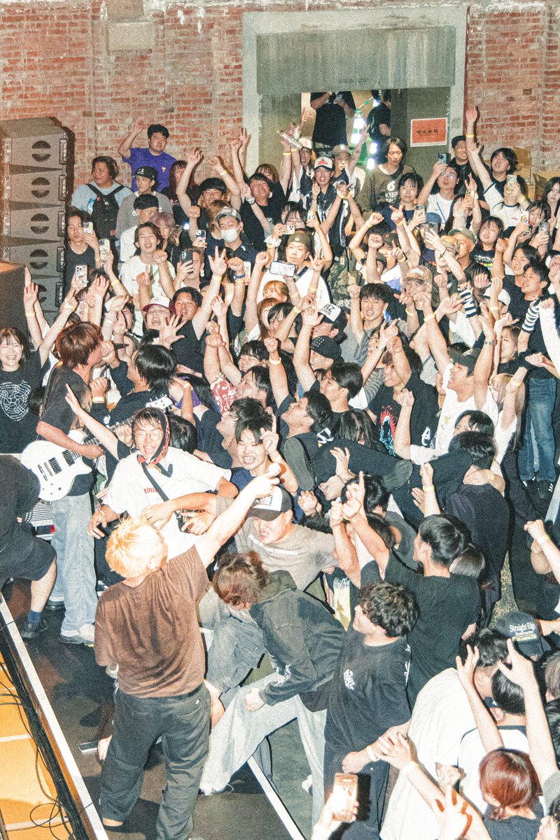 unmaskalive's tweet photo. This is ONE &amp; ONLY FESTIVAL

とにかくここでやれて良かった。

沢山暴れて沢山酒飲んでくれて本当に感謝です。これを更にデカくしていこう！！

📷 @piikann38_photo https://t.co/KyYx150UOy