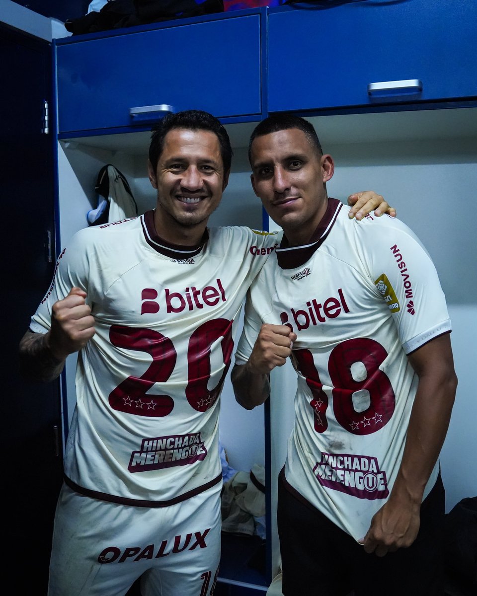 Universitario's tweet photo. 𝗘𝗦𝗔 𝗗Ⓤ𝗣𝗟𝗔 😍

¿Qué mensaje le dejarías a nuestro dúo letal? 😮‍💨

#ConLaUsiempre
#UnaHistoriaDeGrandeza https://t.co/cA3NRsc9RF