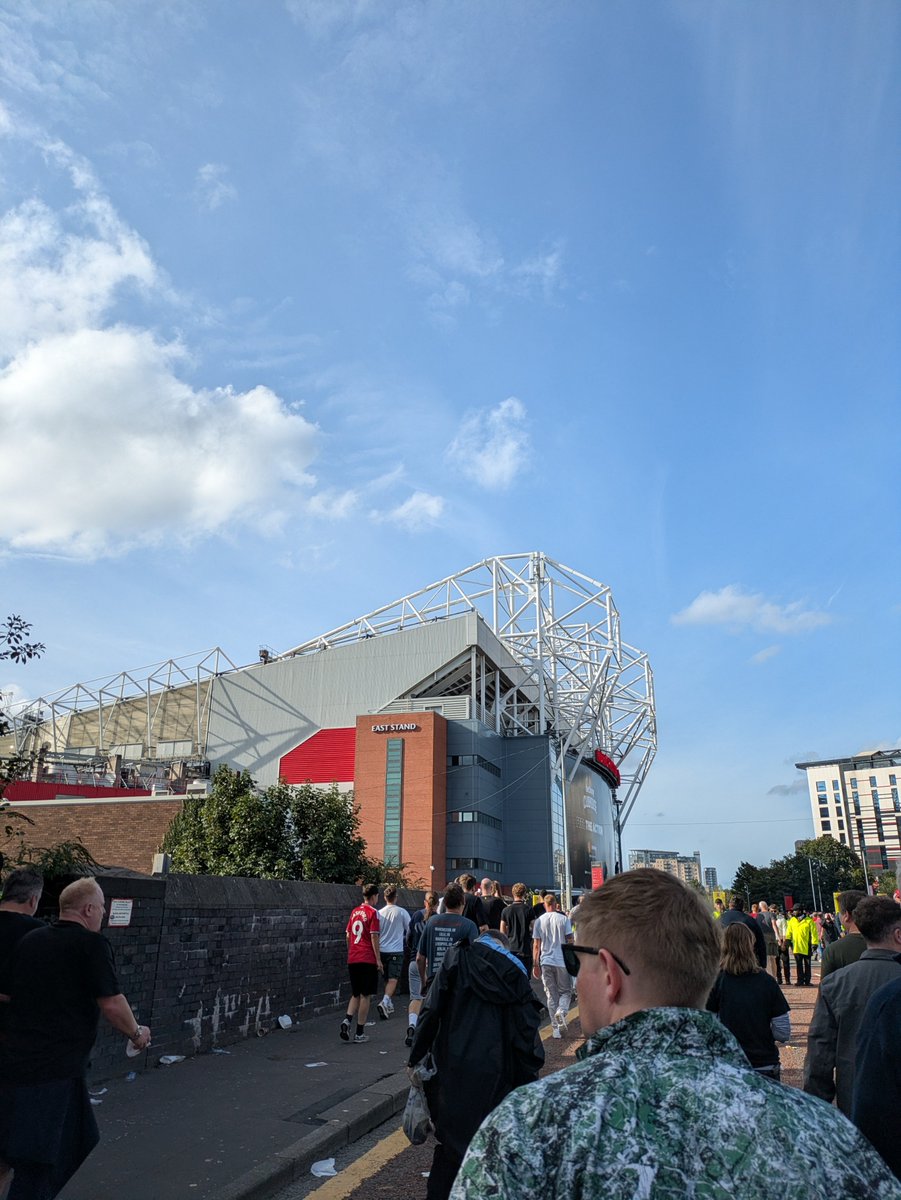 nezzy_rb10's tweet photo. What a day for it https://t.co/n56c0Fmo6s