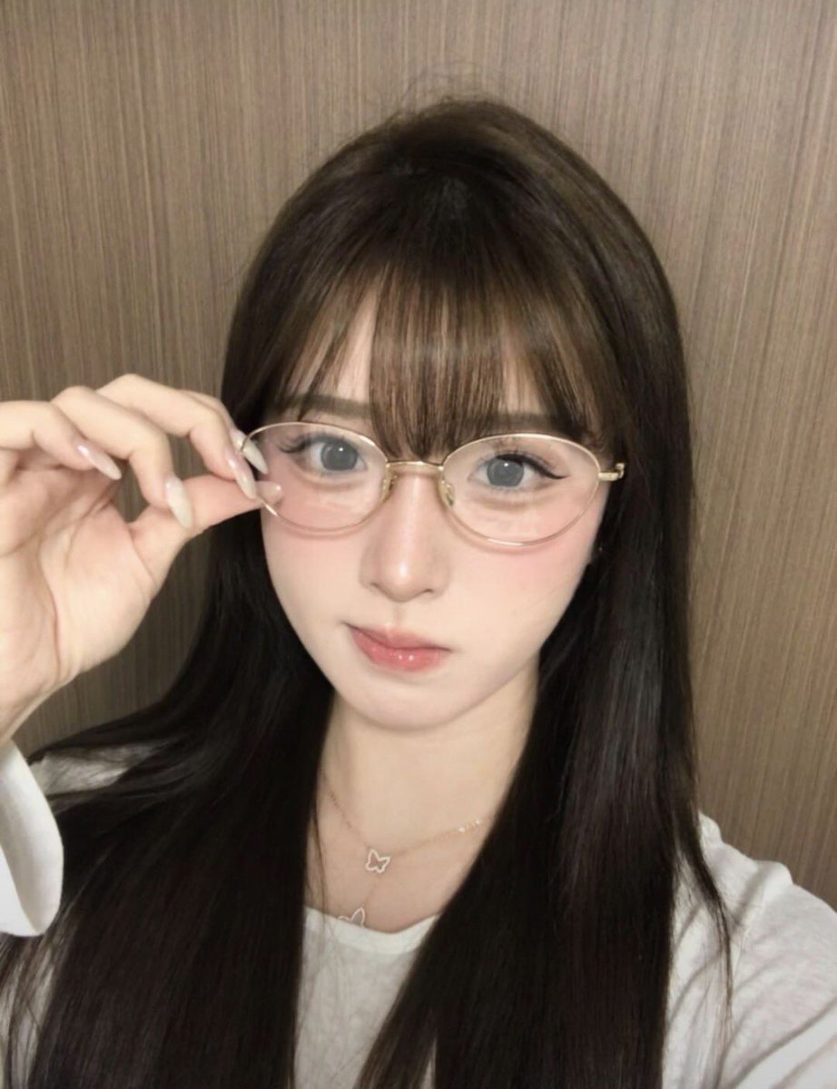 AnazKid's tweet photo. 今天刚玩！！！！

有人想锐评一下我和闺蜜的燥福嘛 🥹   

看完不许瞎说，赶紧看，我要删了… https://t.co/ggEPA2K2U2