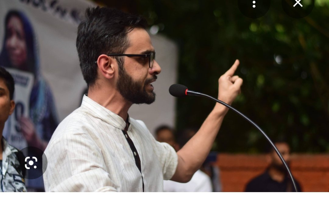 Passionate__11's tweet photo. लिखों....
#UmarSixYearsWithoutTrial https://t.co/gGYiVsuyPj