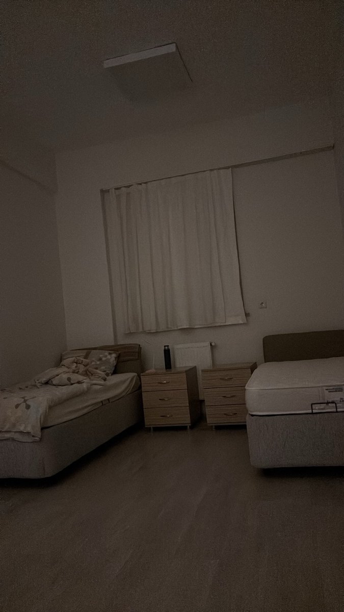 gokcce6's tweet photo. kyk da gün3 hala bilet alıp kompleden gitmeyi düşünüyorum https://t.co/k1Q6UwjhPU