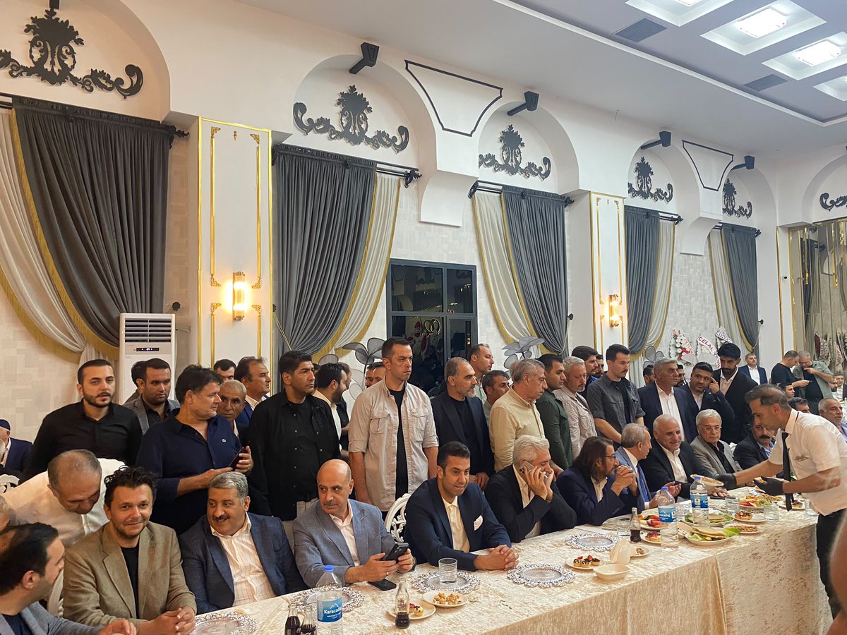MBeranDilek's tweet photo. Eski Milletvekilimiz Sayın Seybetullah Seydaoğlu’nun kıymetli evladı Bahar Hanım ile Cemal Bey’in düğün merasimine; önceki dönem Bakanımız Mehdi Eker,milletvekillerimiz,önceki dönem milletvekillerimiz, Sayın Valimiz, İl Başkanımız, İl Emniyet Müdürümüz ve il teşkilatımızla birlikte katılım sağladık.

Genç çiftimize bir ömür boyu huzur ve mutluluk diliyor, Seydaoğlu ve Ozan ailelerini tebrik ediyorum. Rabbim mutluluklarını daim eylesin.

@akpartidbakir
