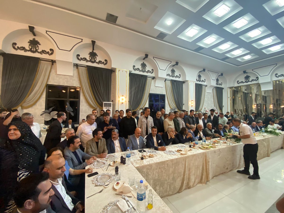 MBeranDilek's tweet photo. Eski Milletvekilimiz Sayın Seybetullah Seydaoğlu’nun kıymetli evladı Bahar Hanım ile Cemal Bey’in düğün merasimine; önceki dönem Bakanımız Mehdi Eker,milletvekillerimiz,önceki dönem milletvekillerimiz, Sayın Valimiz, İl Başkanımız, İl Emniyet Müdürümüz ve il teşkilatımızla birlikte katılım sağladık.

Genç çiftimize bir ömür boyu huzur ve mutluluk diliyor, Seydaoğlu ve Ozan ailelerini tebrik ediyorum. Rabbim mutluluklarını daim eylesin.

@akpartidbakir