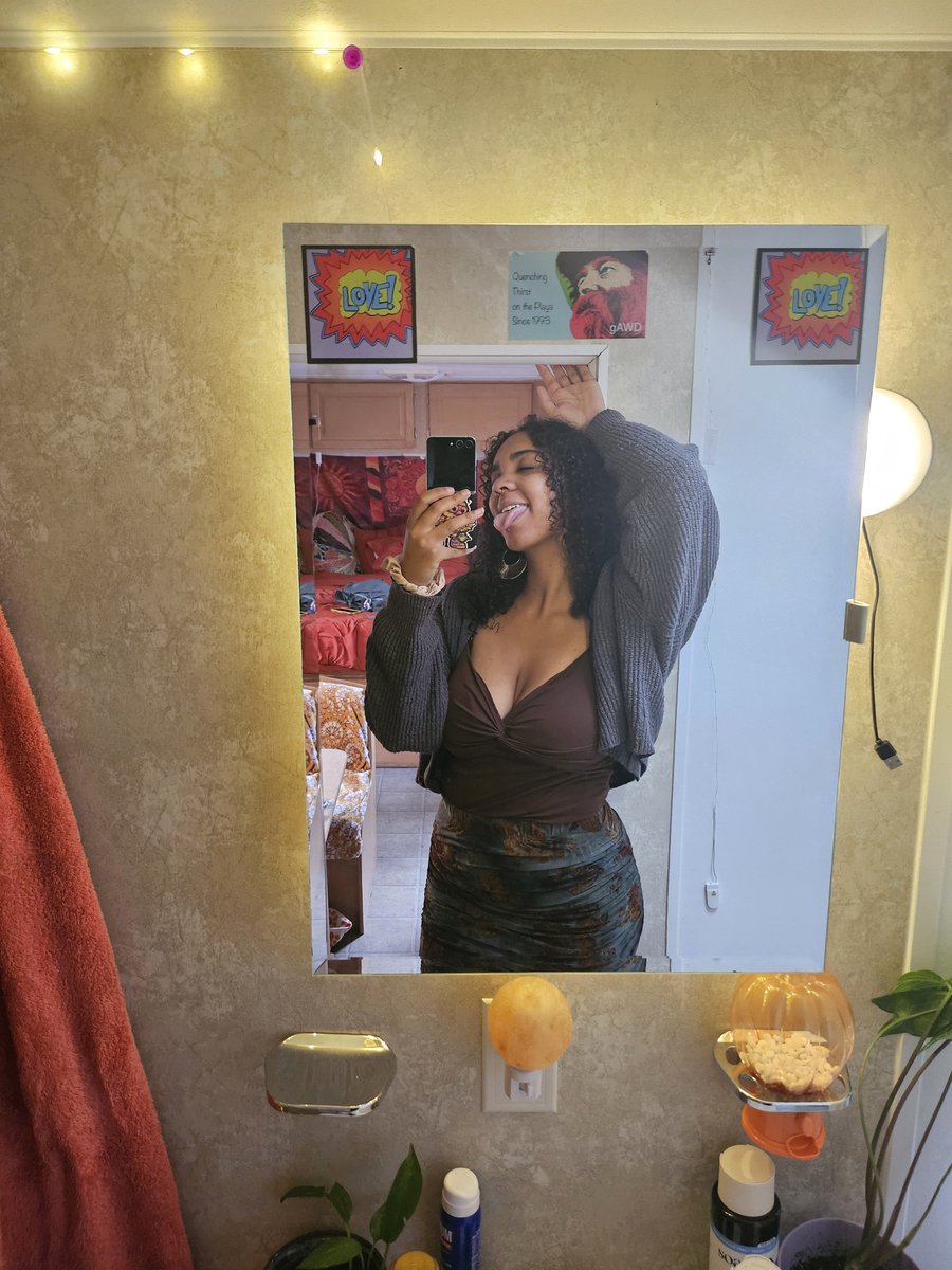 BugAfterDark24's tweet photo. Brown sugar

Big tits big boobs fat ass lightskin chudai wataa cam girl sexy 
#sexygirl #lightskin #tits #ass #model https://t.co/2rHKXuR5Ou