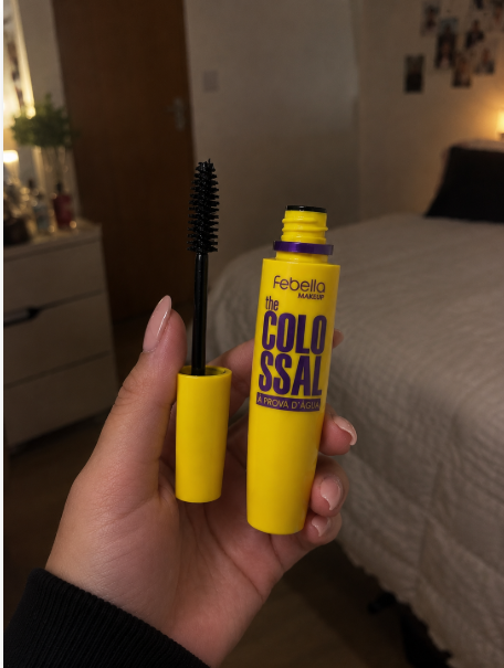 mavi_aesthetic_'s tweet photo. Cílios incríveis em poucos segundos! 💛 A máscara Colossal deixa o olhar poderoso e ainda é à prova d’água! ✨ Aproveite: https://t.co/edf8FplVTb ID:NQKNZ0-Q1PE
 #Makeup #Beleza https://t.co/KTIT4c2nEq