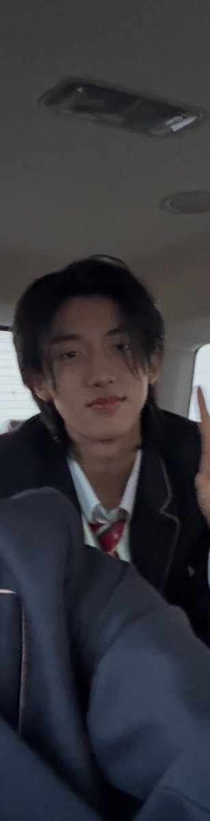 w08jin's tweet photo. Woojin Hanlim🤓 https://t.co/WqOPBwuMZm