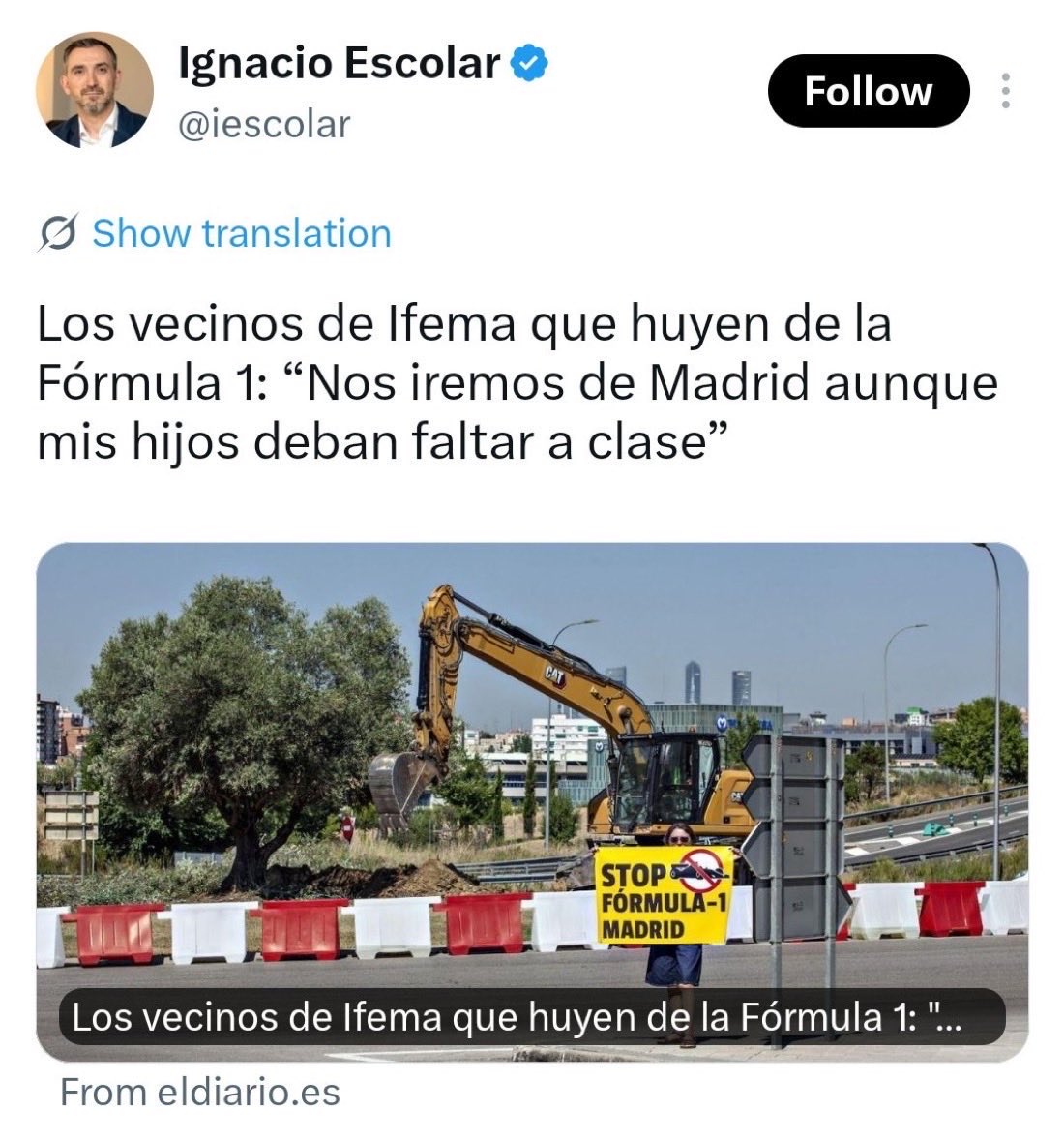 osa1_pilardela's tweet photo. Que colegio es ese donde van sus hijos en fin de semana ? Pues fíjese que los de Ceuta no pueden ir porque les han invadido y tienen miedo . Y no es cosa de un fin de semana , llevan 43 días así . Ya les gustaría tener “las molestias”que tiene usted. https://t.co/rDBfmWacGX