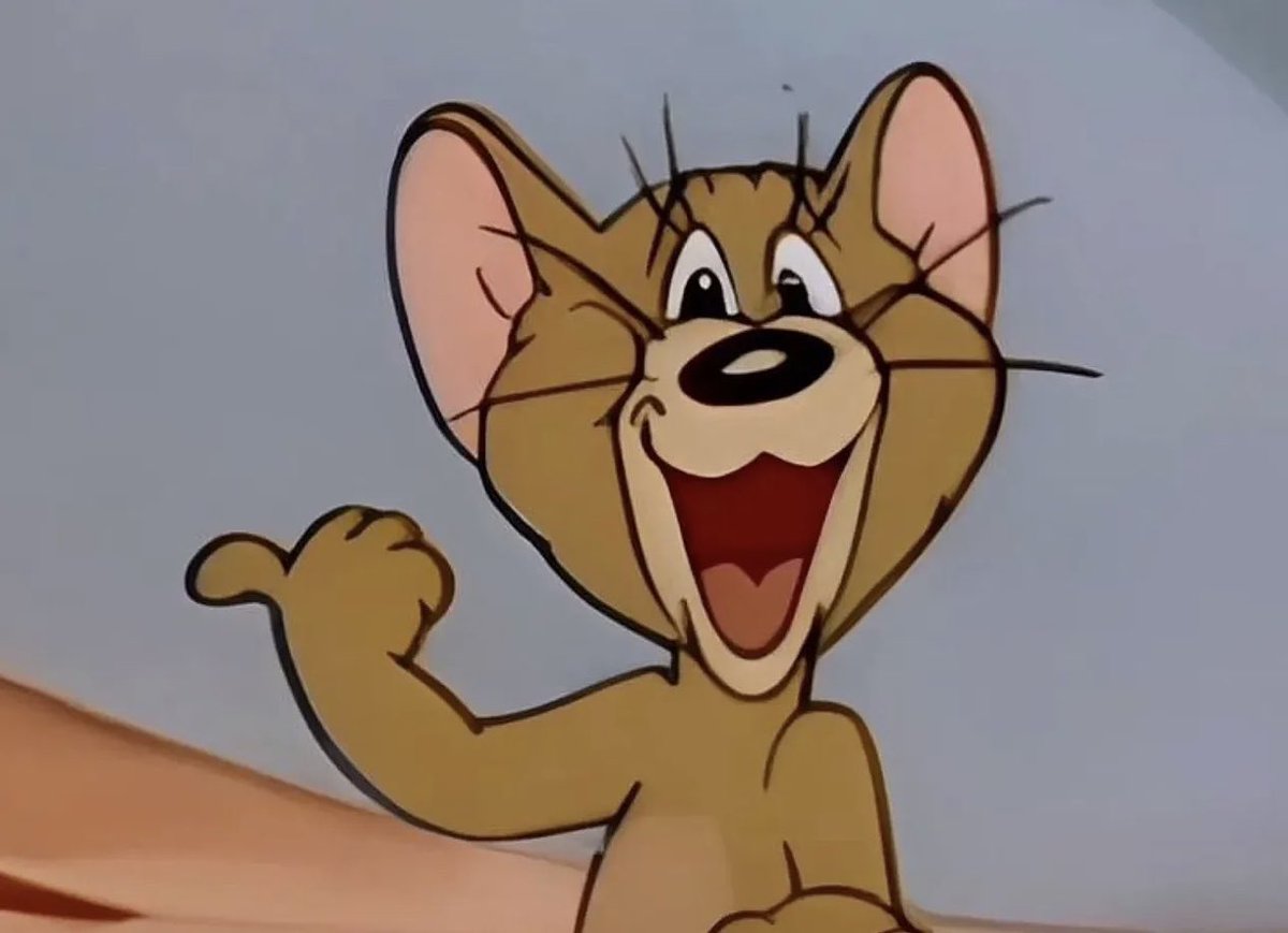 crumzi01's tweet photo. Me when my bro says he’s leaving  his 9-5 to get into crypto because it’s easier. https://t.co/q8OMq6MCGr