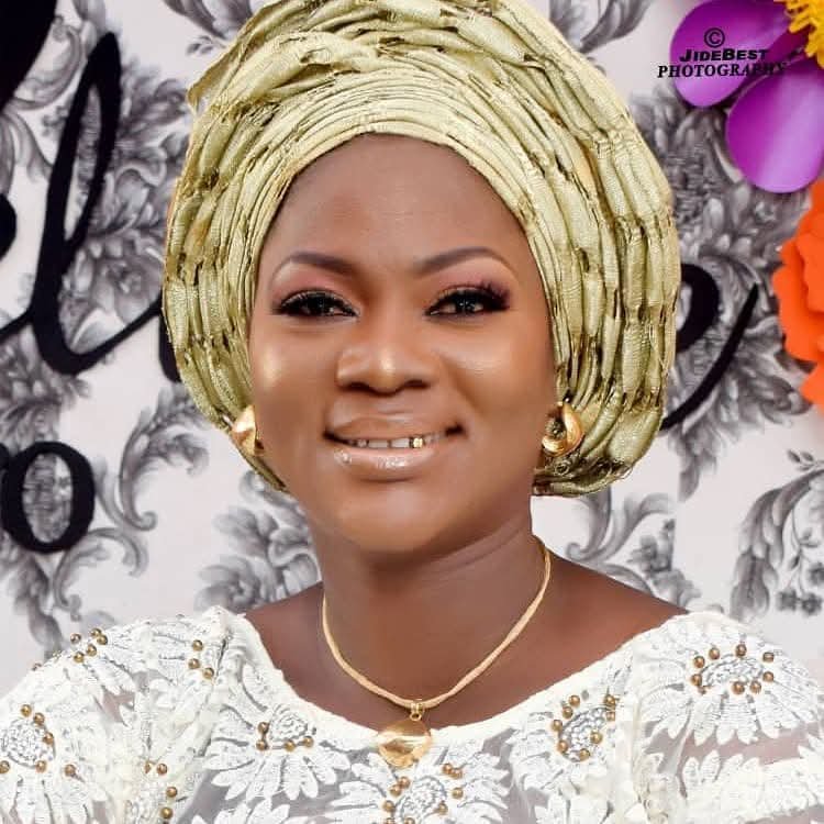 MushinEEI's tweet photo. Happy Birthday to a Queen Among Women.
Alhaja Adebunmi Basirat Oladipupo, Olori of Osolu Kingdom, Patron of MEEP, and a truly irreplaceable soul.
May your day be as beautiful as you are. 

Oyefolu Shakiru, 
Convener MEEP https://t.co/nPOL8SWlGk