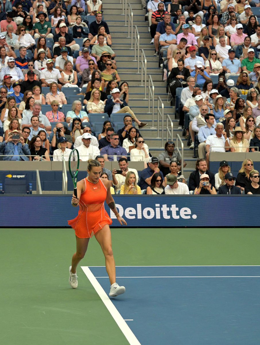 SabalenkaA's tweet photo. Not the ending I dreamed of… Today hurts, but tomorrow we start again. ♥️🙏🏼

Congratulations @lenarybakina on an amazing tournament and performance last night. Just incredible tennis. 💪🏼

New York, thank you for the love, energy and unmatched atmosphere. Playing here is always so special. I’ll see you next year, hungry for more…♥️