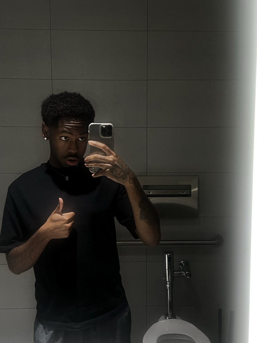 donxthom's tweet photo. Well no more Baja blast https://t.co/FkmmpLtwWf