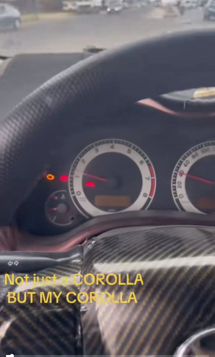 proxy63s's tweet photo. Can we start from the fully overly exposed carbon steering wheel. https://t.co/VlxHvS4GC0