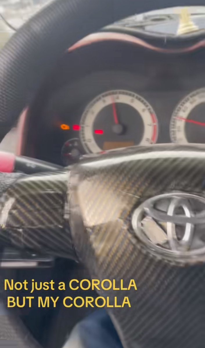 proxy63s's tweet photo. Can we start from the fully overly exposed carbon steering wheel. https://t.co/VlxHvS4GC0