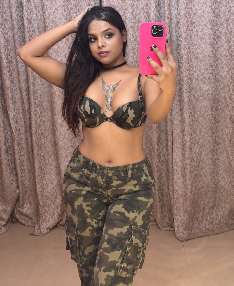 akaansha3f's tweet photo. Any bottom to taste my💦💦
@IndianSheMaal 
@SonaliMohapatr 
@shemaleinpublic 
@indianshemales2 https://t.co/mqDdG95MEE