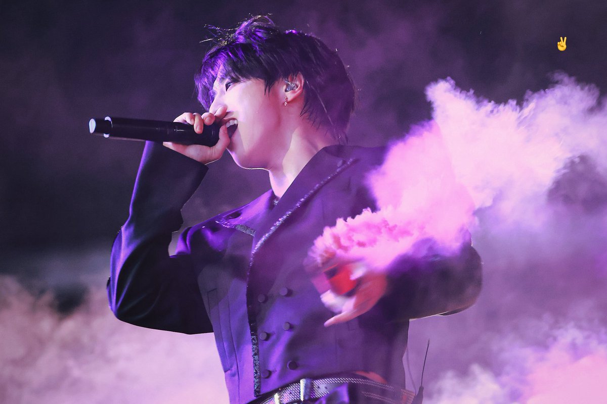 __________ilee_'s tweet photo. ⅈⅈⅈ  [  𝟮𝟲𝟬𝟵𝟭𝟰  ]

                𝘏𝘈𝘗𝘗𝘠  𝘏𝘢𝘯  𝘋𝘈𝘠  ⸝⸝⸝⸝
           ￣￣￣￣￣￣￣￣￣￣￣￣

#HappyHANDay
#한이의_유성우가_내리는_날
#HANWrittenWithLove
#StrayKids https://t.co/W9LDBLP9L8