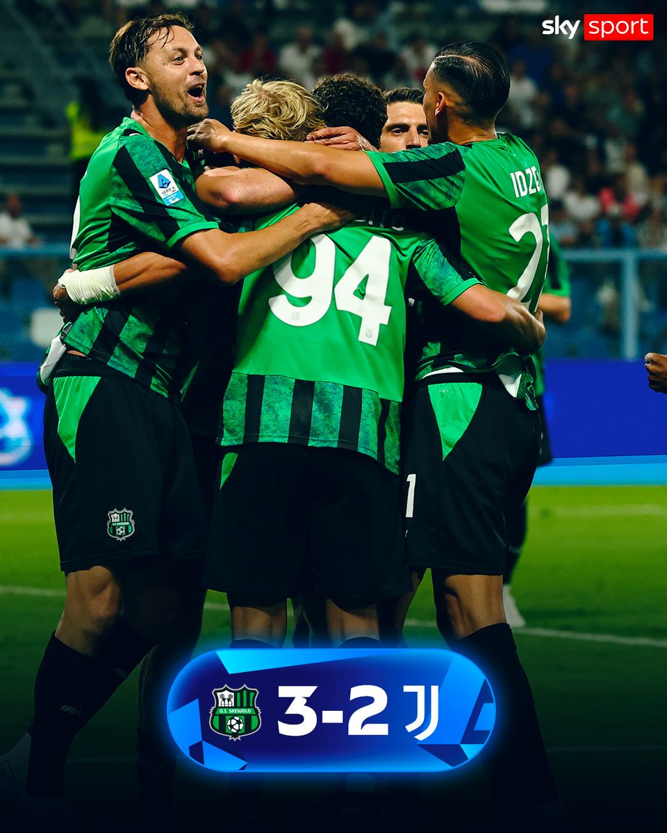 SkySport's tweet photo. Partita FOLLE al Mapei Stadium: Adzic punisce la sua ex squadra e regala una vittoria importante alla squadra di Aquilani! 🍿🤯

🏟️ #SassuoloJuventus 3-2
#SkySport #SkySerieA https://t.co/Ra2arbgiiX