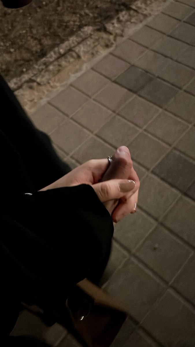 hefdhiw's tweet photo. 🤍 https://t.co/6irobUL7SJ