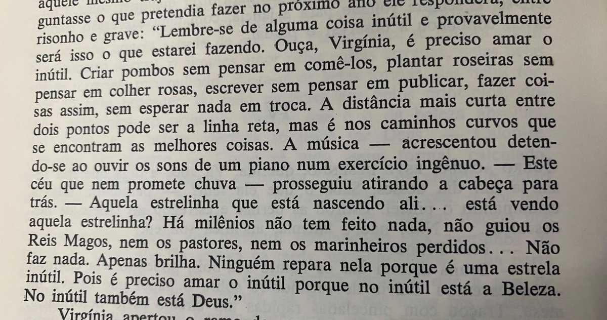 tragicapital's tweet photo. tava me sentindo mal por deixar meu domingo passar sem fazer nada mas lembrei que a lygia escreveu isso https://t.co/nChKYbOl71