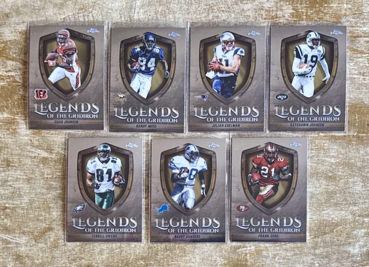 DigitalGiunta's tweet photo. 2025 Topps Chrome:  Legends of the Gridiron

$1 each, take all 7 for $5

*See pinned tweet for shipping, etc
Stack min $10
 #GiuntaStack https://t.co/OINjiDsU7v