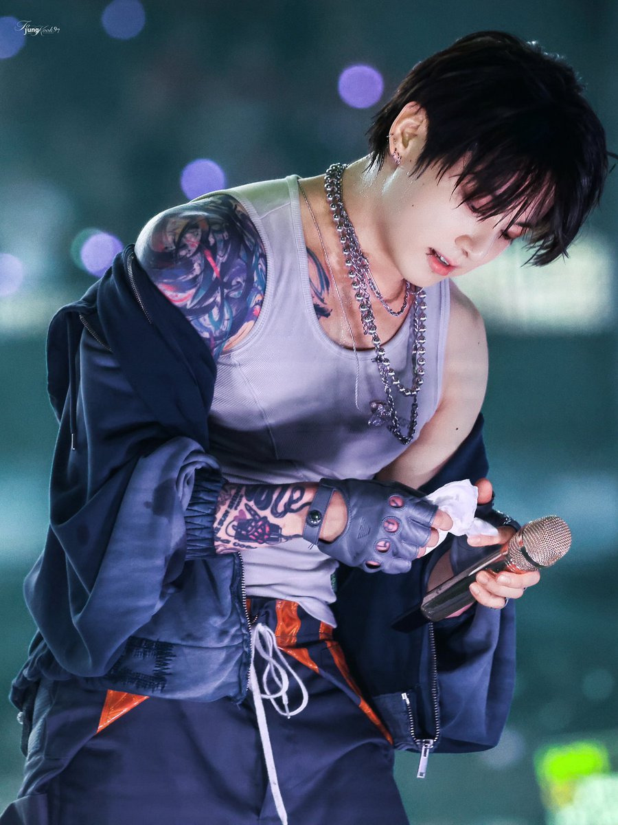 to_jungkook97's tweet photo. 260901 정국 LA

#BTS_ARIRANG 
#전정국 #정국 #JUNGKOOK #jk
#방탄소년단 #BTS @BTS_twt https://t.co/I5b1CP0Vn5