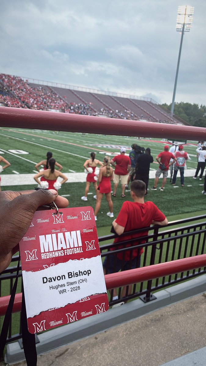 DavonBishop_'s tweet photo. Had an amazing time up in @MiamiOHFootball thanks for the visit @LeoOtt123 @ACruse15 @Martin_Miami_HC  @JalenEngleman32 https://t.co/S12ScsHmAk