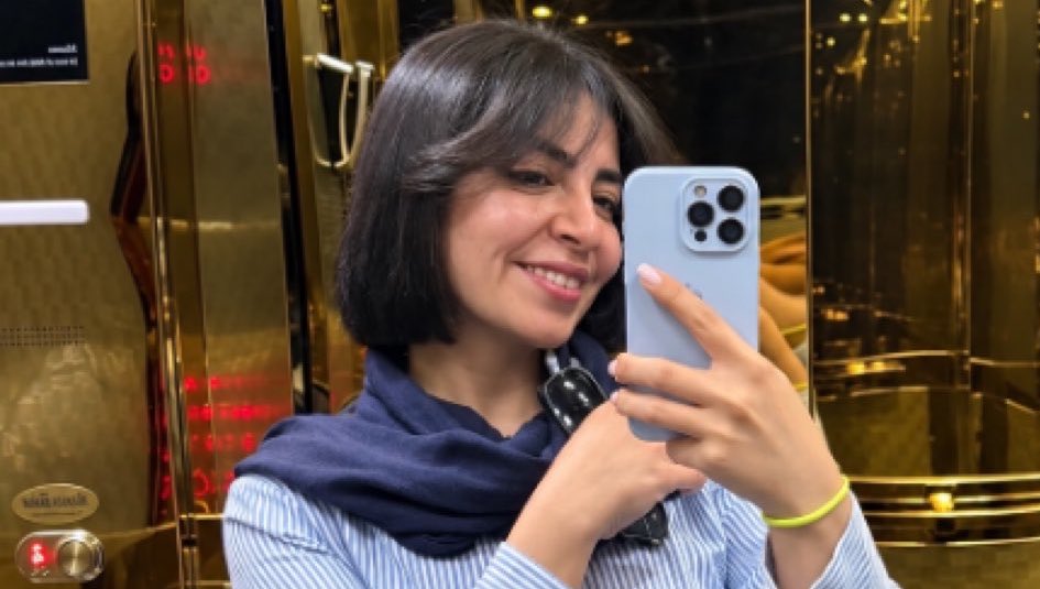 NicholasLissack's tweet photo. Sevda Ebrahimi Shamsabadi is a 33-year-old Iranian blogger living with MS. Today the regime sentenced her to death for “insulting the Supreme Leader.”

This is mullah-IRGC-occupied Iran: a deranged theocratic dictatorship that hangs the sick for speaking.

Save Sevda! Free Iran! https://t.co/W7GOUT1lb6