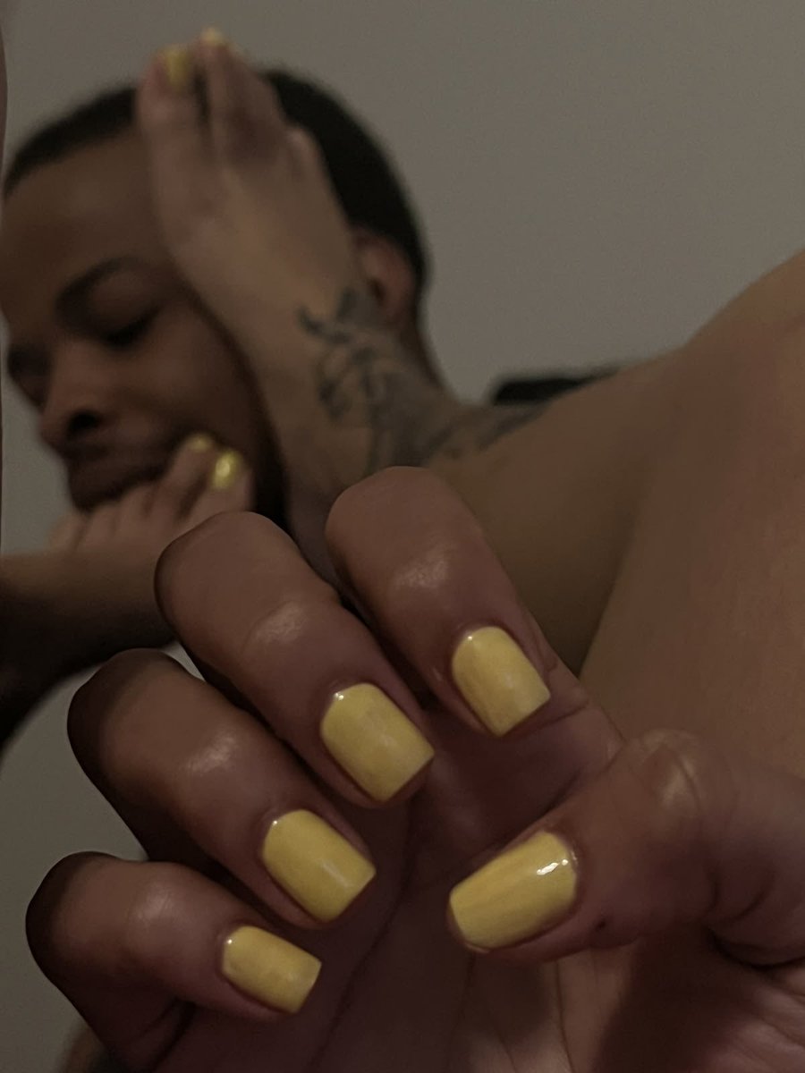 Daniel890680121's tweet photo. Me,After she get her nails done https://t.co/3avmTwnD3G