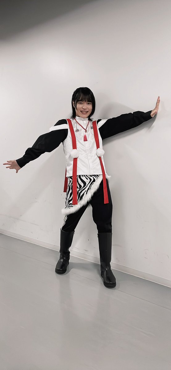 yuusuke_0523's tweet photo. 1日目ではAltessimoの曲を1人で歌うという貴重な経験をさせてもらえたけど、
2日目、2人で歌った時の安心感と楽しさたるや…！
桃太郎メンバーでいた時も新鮮で楽しかった！
衣装もヘアメイクも素敵にしていただきました！ https://t.co/1ERAw9pJaX