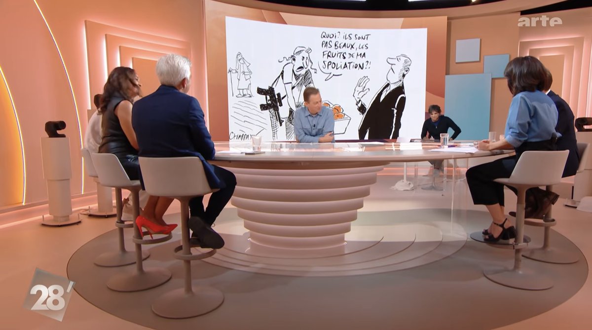 chappatte's tweet photo. Les Français nuls en maths, Mladić en enfer, l’IA va-t-elle nous anéantir? : Revoir les dessins de l’émission @28minutes sur @ARTEfr TV samedi soir 👉 https://t.co/6YRYAfphE7 https://t.co/cWYw3qLkjT