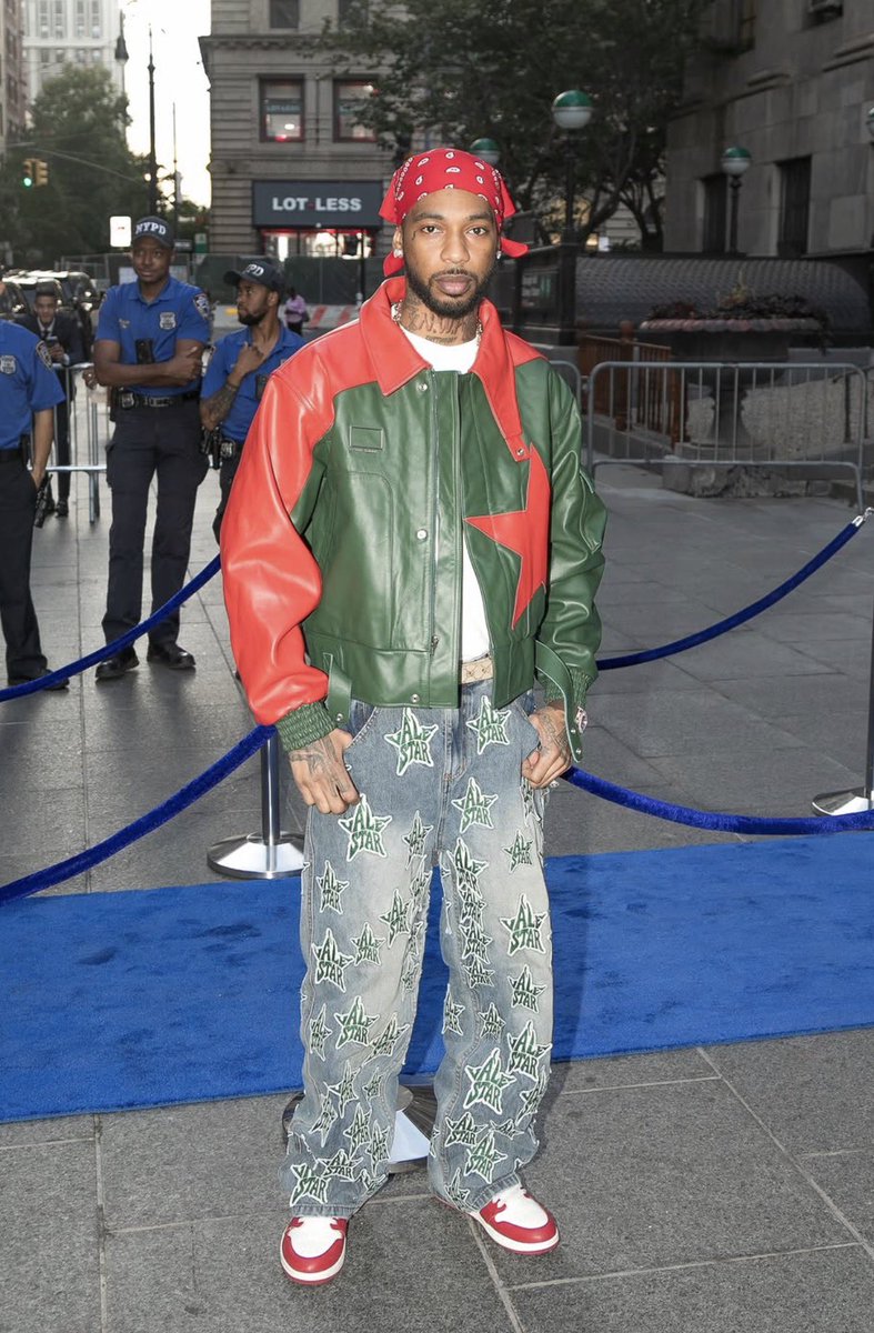 glizockvault's tweet photo. Cutthroat CEO for KidSuper at NYFW 📸🔥😮‍💨 https://t.co/0B5x58UnX9