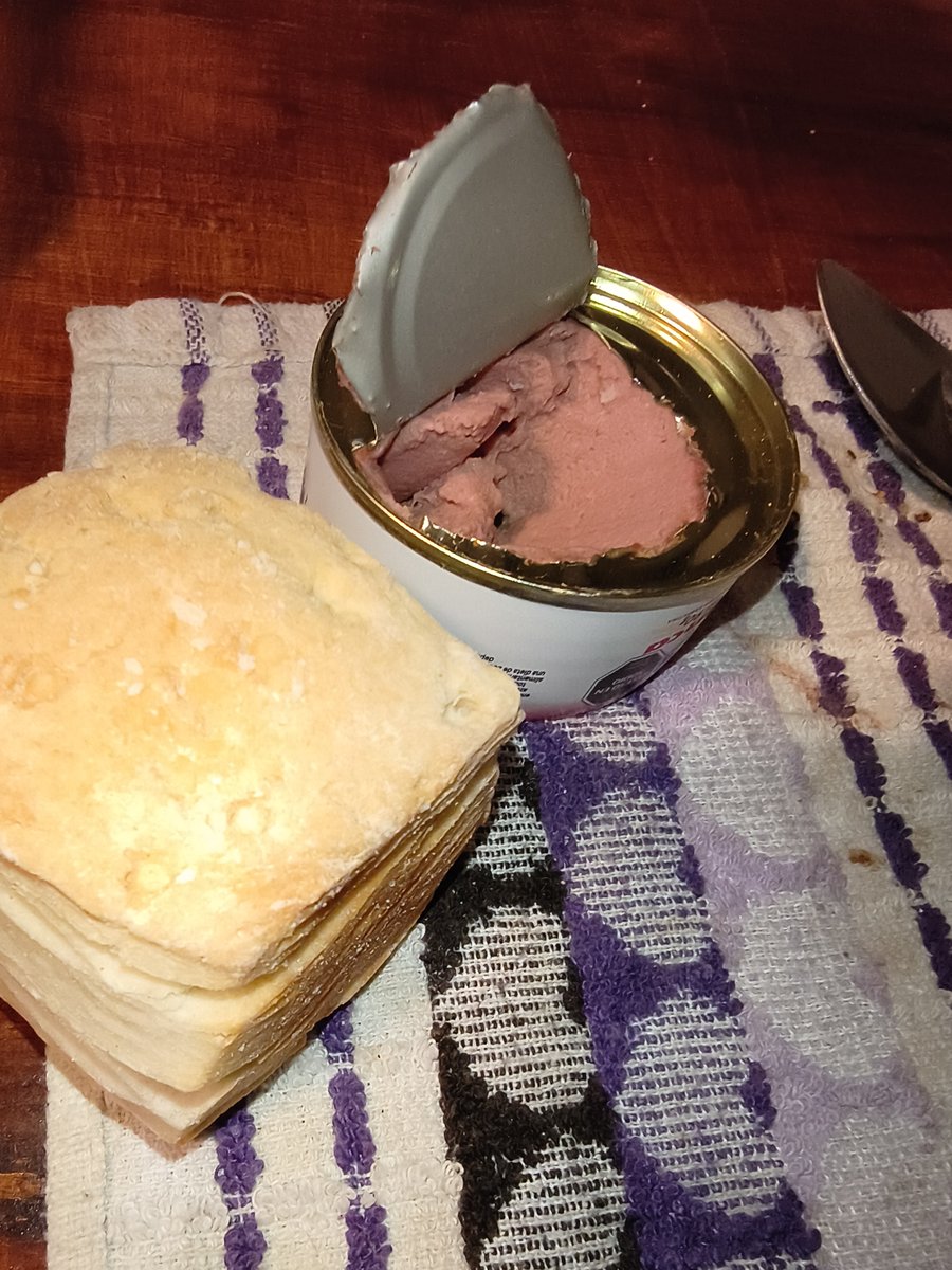 conex94's tweet photo. @tenderrsugarr 1 criollo con la blanca picadillo pa darle gusto https://t.co/hIQcGov9M7