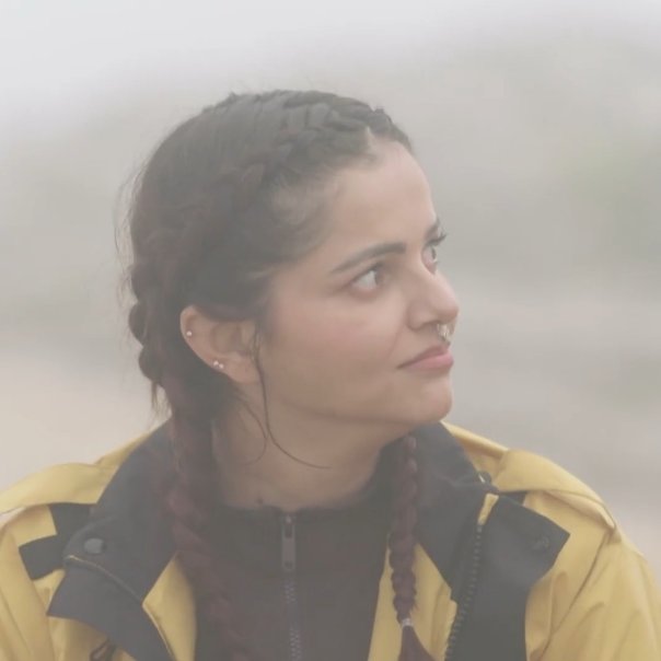 KhanNazk6540's tweet photo. Apna season haar kar bethi hai &amp; GK ko question kar rahi hai🤭

Didi ap apne season me hi teer maar leti,tab na pregnancy thi ...na koi execuse

@ashukla09 ye next season b ayegi na🤣🤣🤣🤣🤣
 #GauravKhanna #KKK15 #KhatronKeKhiladi15 https://t.co/ovgclA2Cby