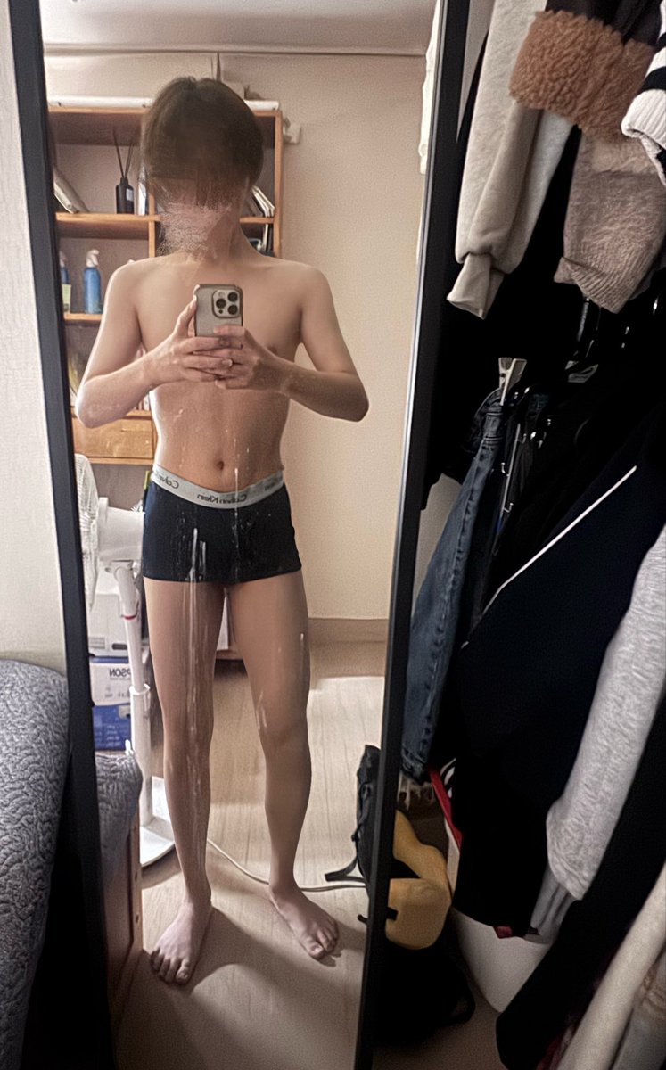 _heuc7's tweet photo. 형 저 지금 심심한데요?
#게친소 #ㄱㅊㅅ #ㄱㅇ https://t.co/s3oVdTQuCf