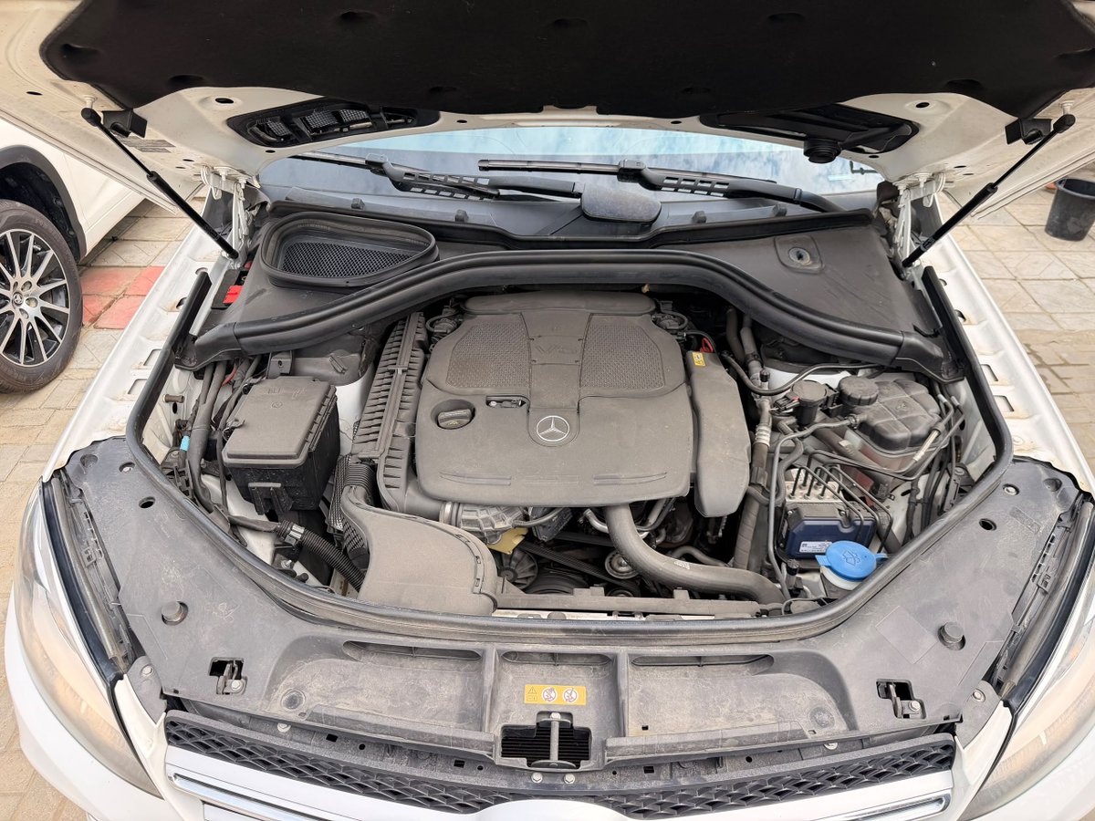 KomokoAutos01's tweet photo. Komoko Motors 
Foreign used
Year 2017 
Mercedes Benz GLE350🇺🇸
Accident free
Sunroof
Powerboot 
Reverse camera

Price: 33.5m only✅
Location: Festac office📍
Contact Us 📞
08107029791 09075122325
@komokomotors
@KomokoAutos01
#KomokoMotors
#komokoautos01
#KAC
#Gle350
#fyp https://t.co/pK5A1uhCIo