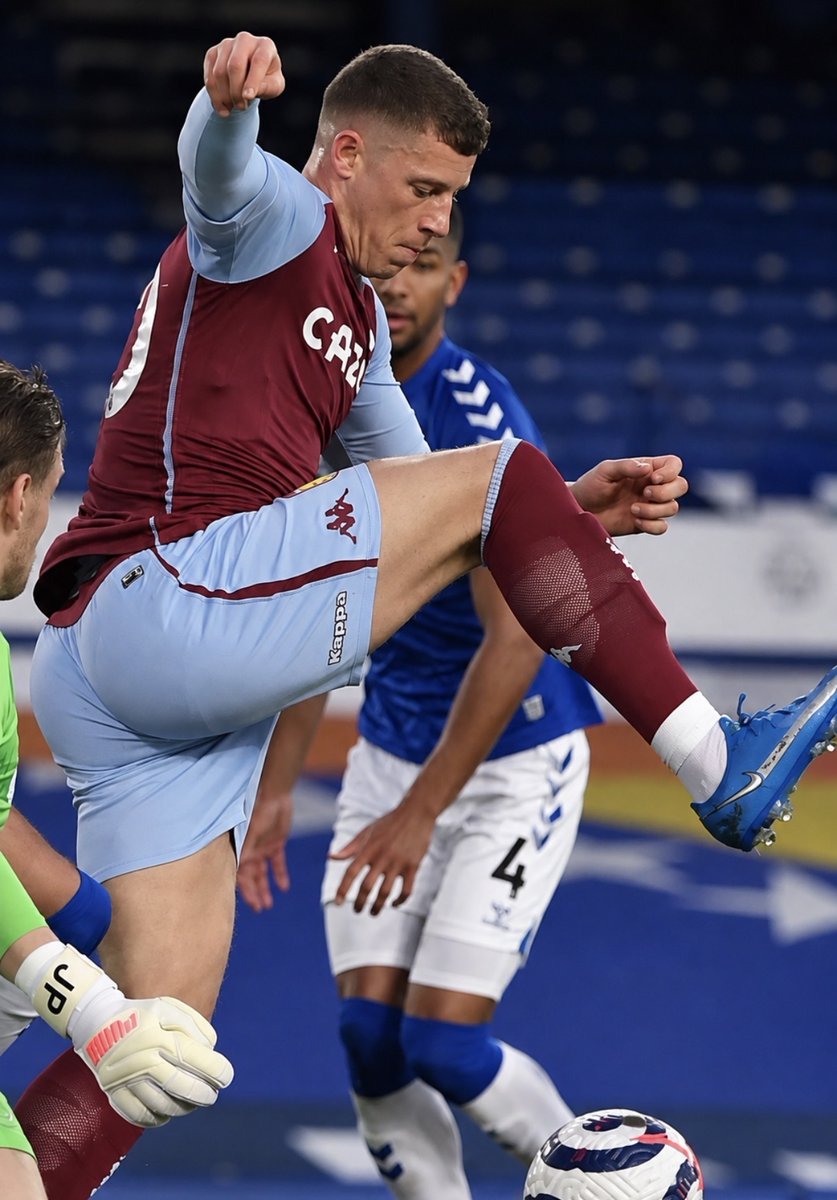 richteatiende's tweet photo. Daniel James, Jack Grealish, Eden Hazard, Ross Barkley https://t.co/RLTNcbvgDR