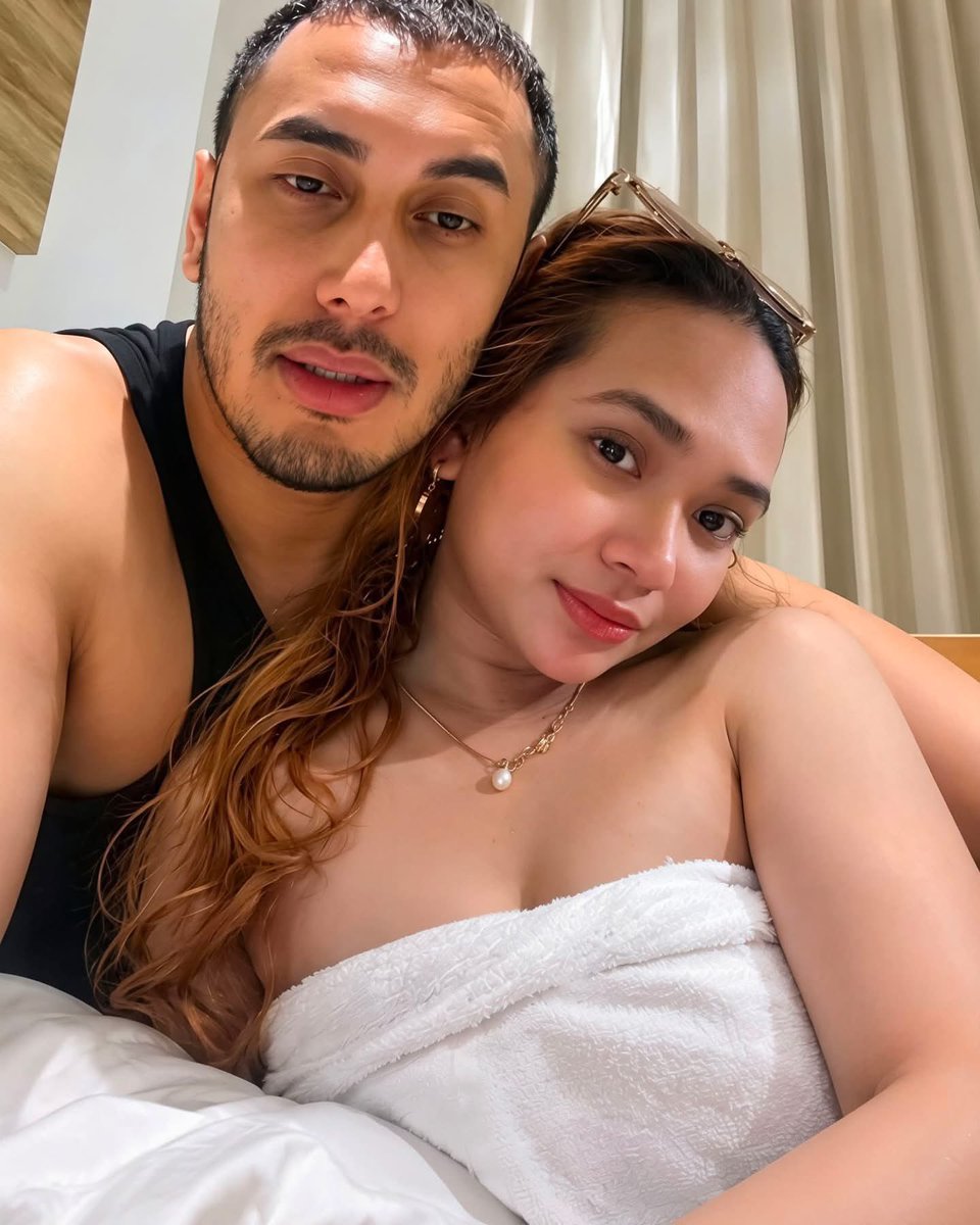 Asbogaht's tweet photo. koleksi Daddy ash 

https://t.co/Ab7y8QOiQI
https://t.co/fWdxdbdIrq
https://t.co/DPPme2eOf4
https://t.co/zPkV9y13eZ
https://t.co/1TRXJCUvv4
https://t.co/aJbPId5wXe https://t.co/uW1DPxbPbd