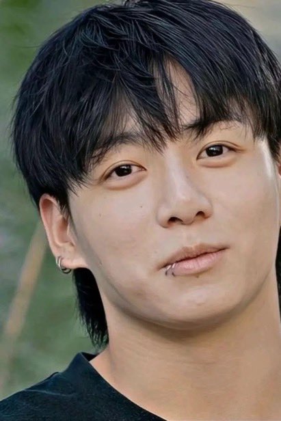 Soursaiki's tweet photo. if ugliness was a person https://t.co/97kBLHOcum