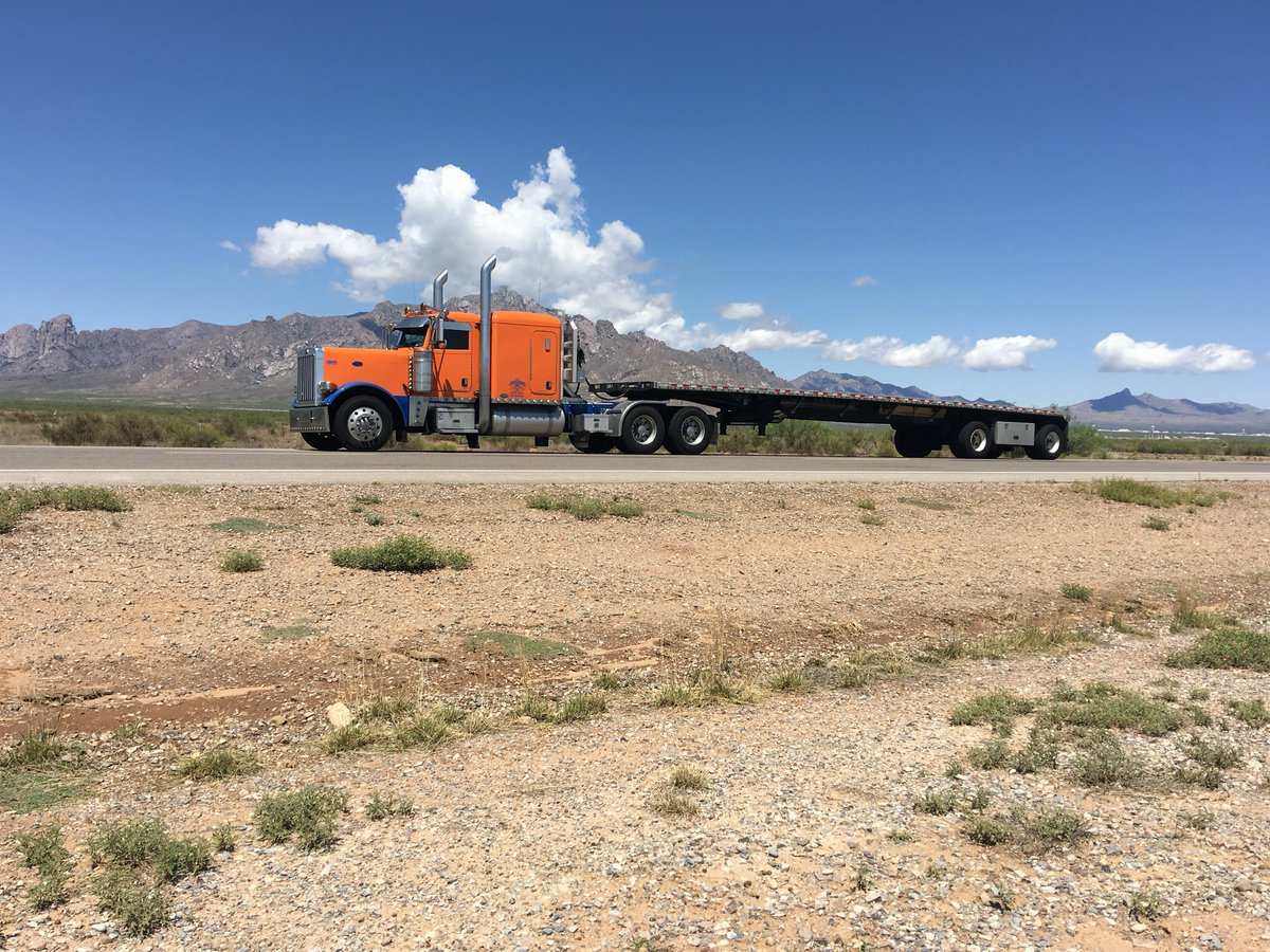 407DonkRider's tweet photo. @chad_wayne328 @7_bosslady29488 I have the itch to go back to doing open deck but just looking at the market for southeast esp living in Florida it only make sense for me to pull a reefer. I do miss the fcfs pickup and delivery https://t.co/H1gUmwxubV