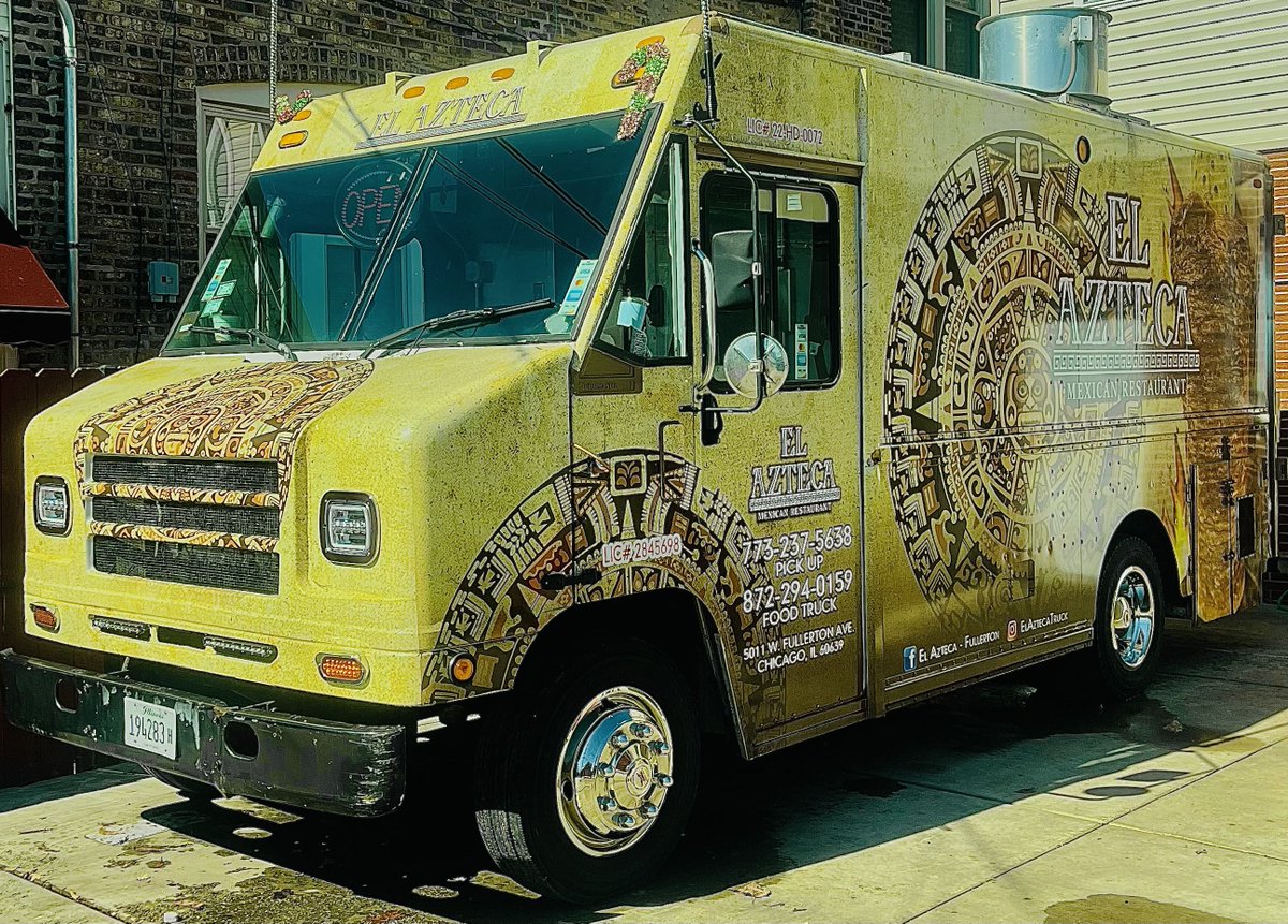BlueTeamCon's tweet photo. It's lunch time again, and we've got another new food truck for you today - alongside El Azteca, Nick's Wood Fired Pizza will be rolling up to feed us. Go see what they're serving! https://t.co/pDvo65KJSZ