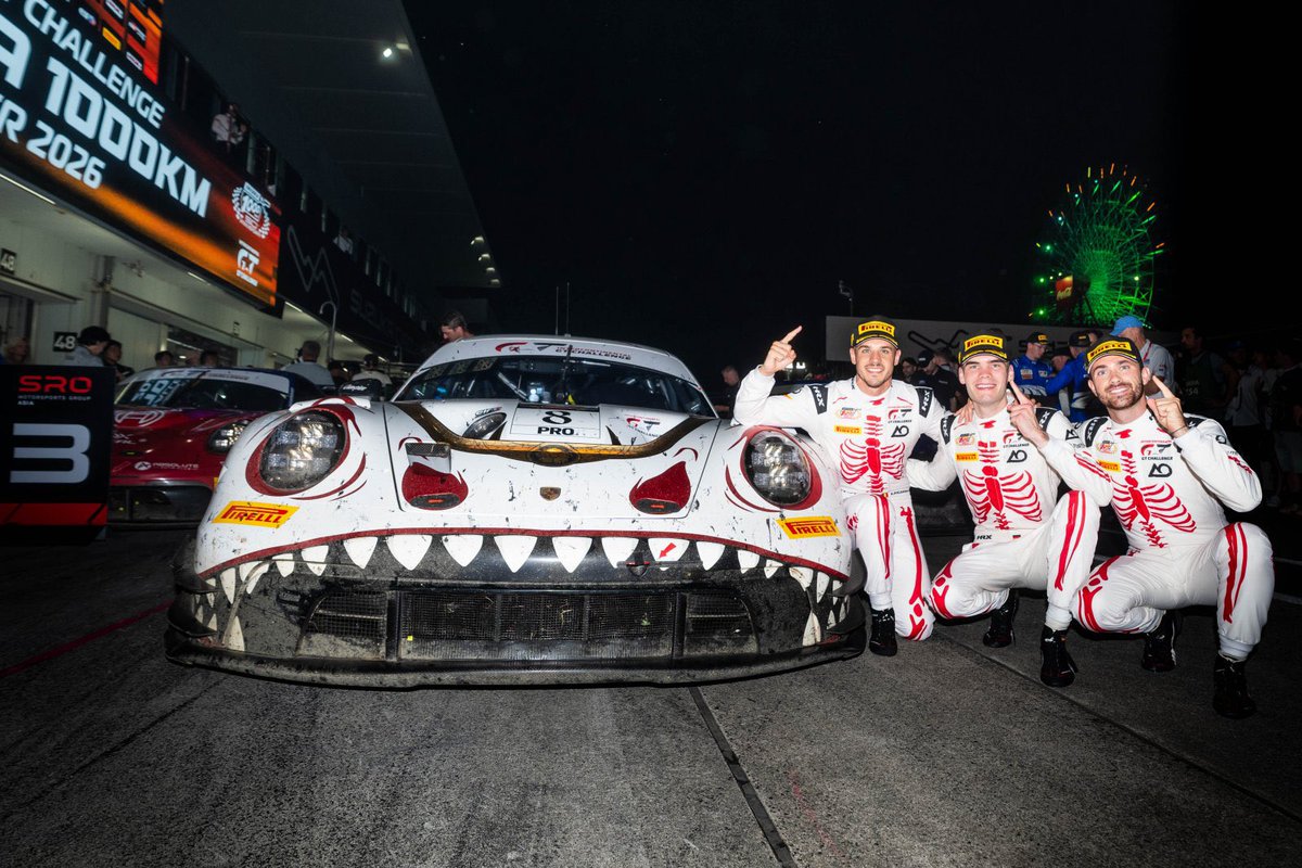 IntercontGTC's tweet photo. #Suzuka1000km? Completed it, mate 🎌 https://t.co/6UWtrmUNcB