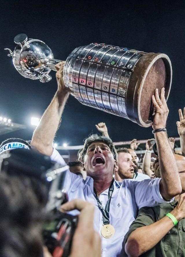 FBITricolor's tweet photo. O único que pode nos salvar. https://t.co/phKm3sWunl