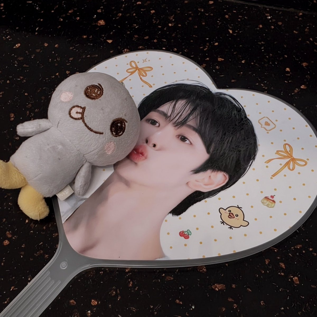 f11oppy's tweet photo. 💛 https://t.co/PawbvcuNx5