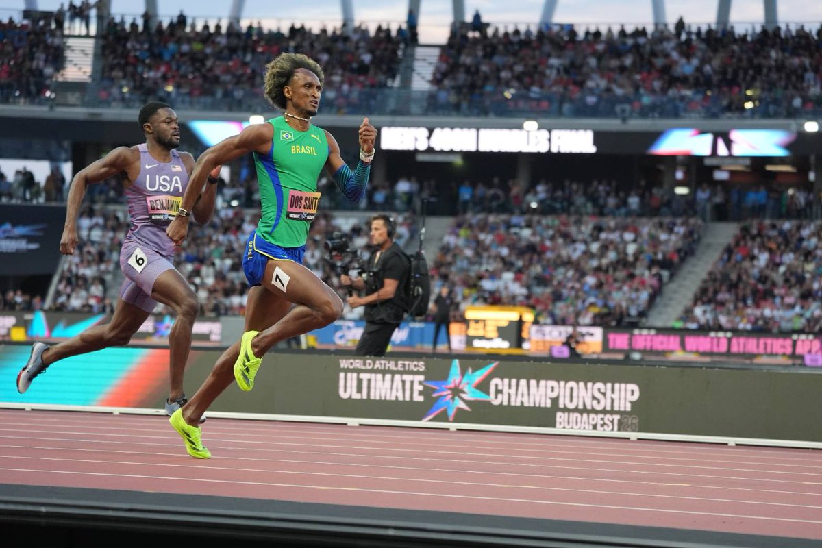 Getsuriku's tweet photo. #世界アルティメット選手権
男子400mH
注目の3強対決
優勝は世界記録保持者のA.ドス・サントス🇧🇷!!
45秒98で栄冠🥇
賞金15万ドル獲得✨

2位R.ベンジャミン🇺🇸は46秒40🥈
前日の400m2位と合わせて2日で賞金15万ドル

K.ワルホルム🇳🇴が46秒78の3位 https://t.co/5xO255C0tY