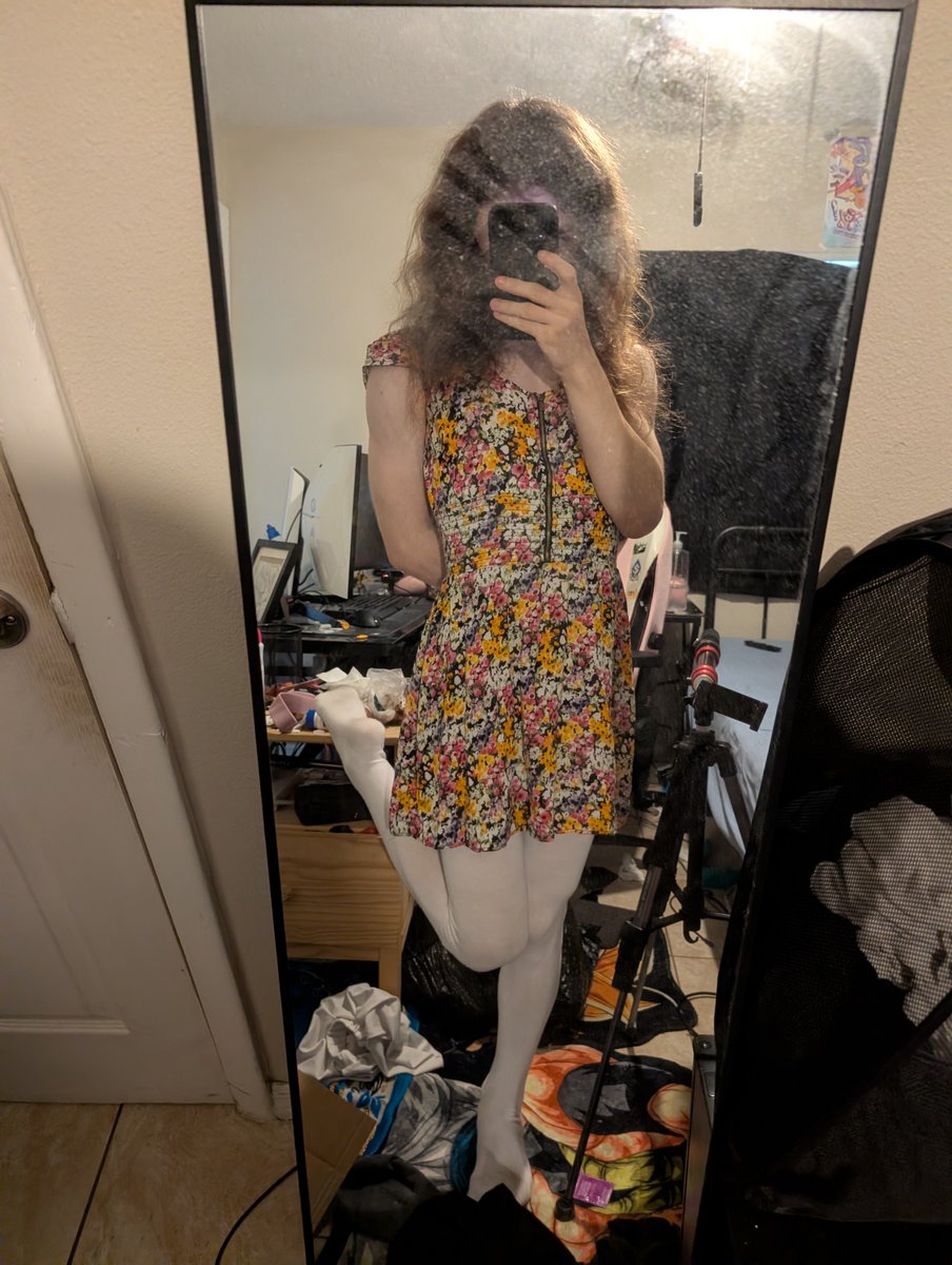 Plastic_Kisser's tweet photo. guess I'm dressing up on the regular again #femboy https://t.co/L5efVIYx7U