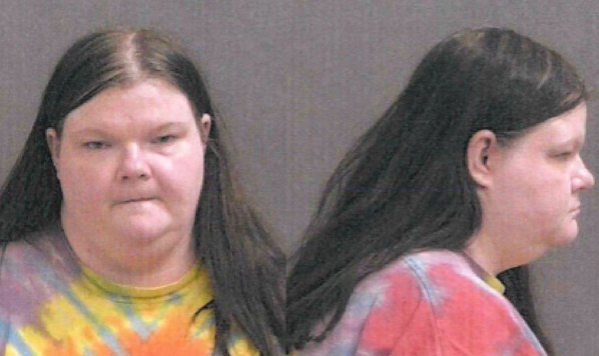 SeeRacists's tweet photo. 🚨 CHARGED: Melissa Smith. Level 1 child molestation. I checked the roster today. Still no bond.

Smith is 34, of Muncie in Delaware County, Indiana.

Preliminarily charged with one count of child molestation, a Level 1 felony.

Same interview. Three versions.

First: she was never alone with the child. Touching a child “would be gross.”

Then: she had been alone with the child. She did touch the child.

Then: she might have done it. She blocked it out.

A witness said when she was confronted at the house, she said nothing, packed a bag, and left.

Indiana charged this as Level 1, the top felony on this statute, not the lower tier. She is still a defendant.

I checked the Delaware County Jail listing today, Sept. 13. Still held. Still no bond. Bail hearing has not been held.
