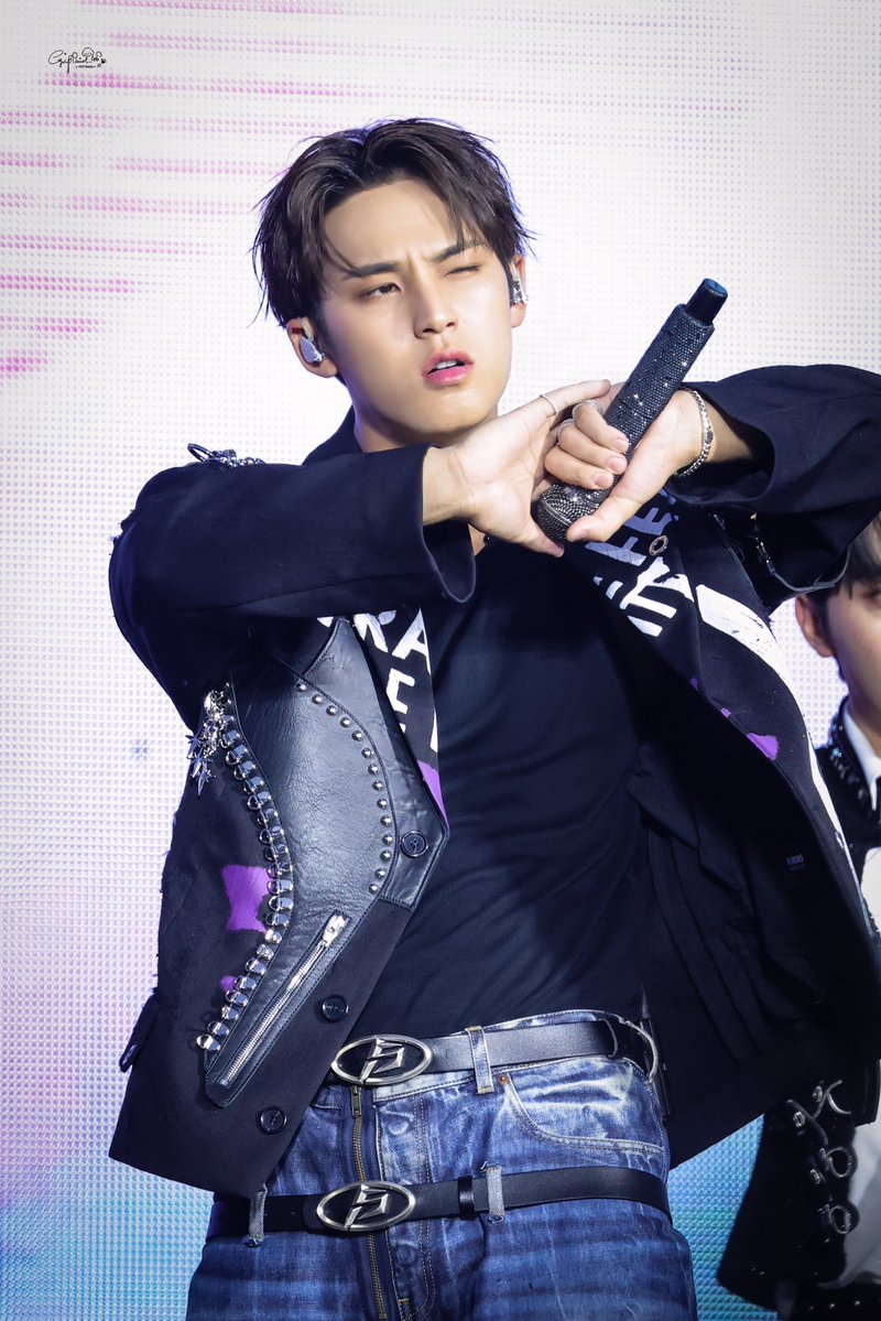 PAST_MG's tweet photo. 250914 [NEW_] IN INCHEON DAY 2

#민규 #MINGYU #ミンギュ #金珉奎 #세븐틴 #SEVENTEEN https://t.co/RTKN1yXjQu