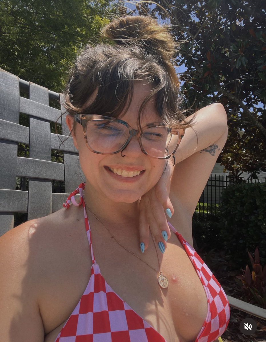 ExposedIRL99's tweet photo. Submission | Kinley https://t.co/aRZeIw1dKP