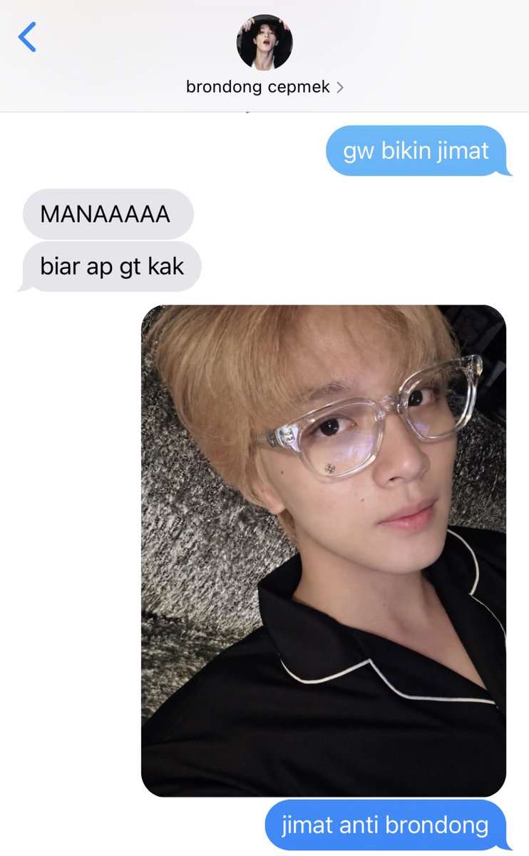 draftmien's tweet photo. Jimat anti brondong

; a markhyuck one tweet au https://t.co/2Z39GjaiDX